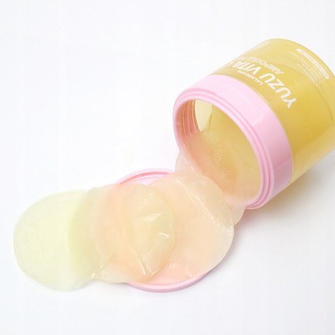 LalaRecipe Rozjaśniające płatki z witaminą C (Yuzu Vita C Ampoule Pad)